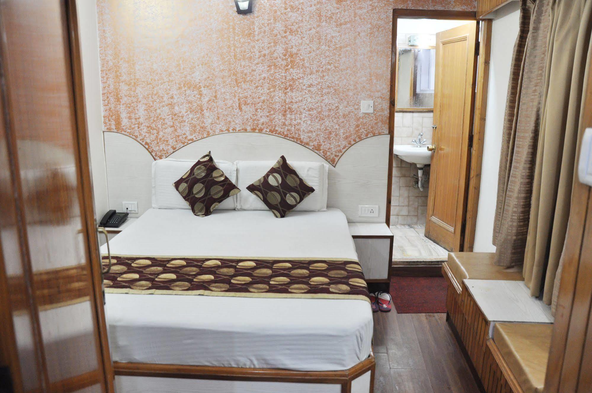 Hotel Sidharath Shimla Exterior foto